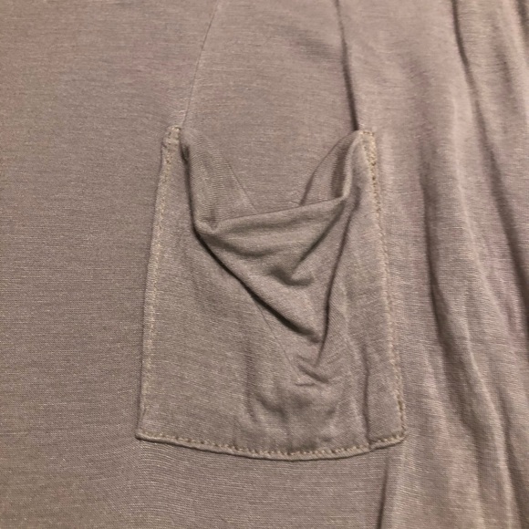 Blue Life Crew Neck Front Pocket Sleeveless Shirt - Picture 2 of 10